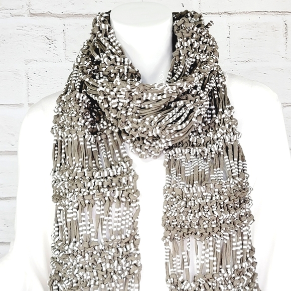 Statement One-of-a-kind Handcrafted Fringe Jersey Knit Scarf! NWOT! - Picture 3 of 12